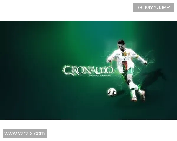 球场之星闪耀光芒 足球壁纸精选展现足坛传奇风采